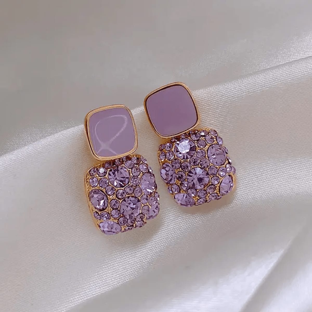 Korean Earrings Model 40,139,319,18 Nayaara Set of 3 + One Free