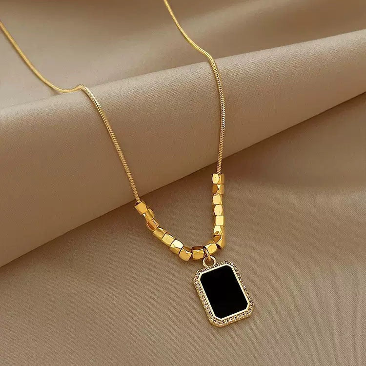 FS-NCKS7N17 - 16 Square Beads Black Pendant Chain Necklace