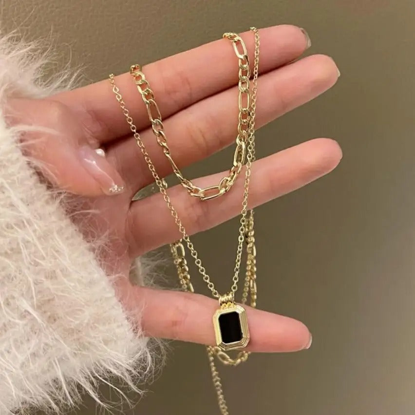 FS-NCKS4C73 - Alloy Dual Layer Black Square Pendant Necklace