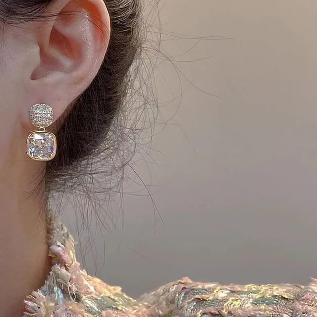 Korean Earrings Model 317,338,121,400 Nayaara Set of 3 + One Free