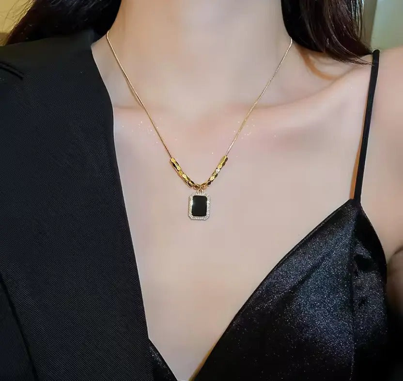 FS-NCKS7N17 - 16 Square Beads Black Pendant Chain Necklace