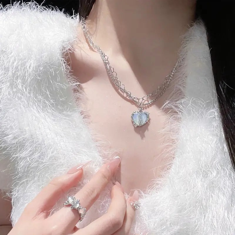 FS-NCKS4C19 - Frosted Heart Necklace