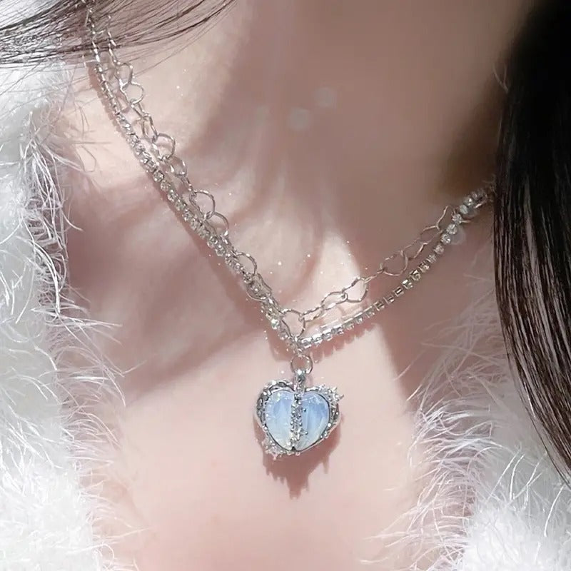 FS-NCKS4C19 - Frosted Heart Necklace