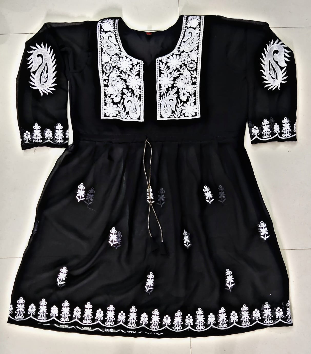 JELIY TOP