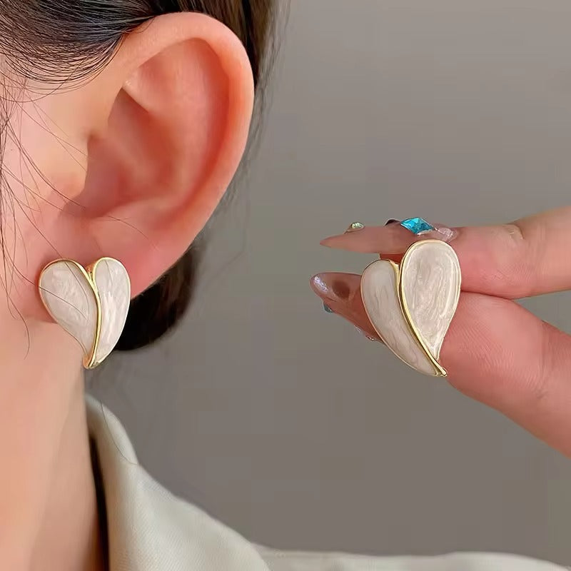 FS-ERS9NB29 - Enamel Hearty Earrings