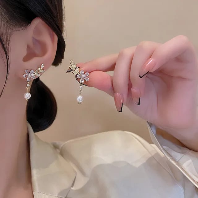 Korean Earrings Model 132,150,324,290 Nayaara Set of 3 + One Free