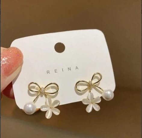 Korean Earrings Model 58,302,236,93 Nayaara Set of 3 + One Free