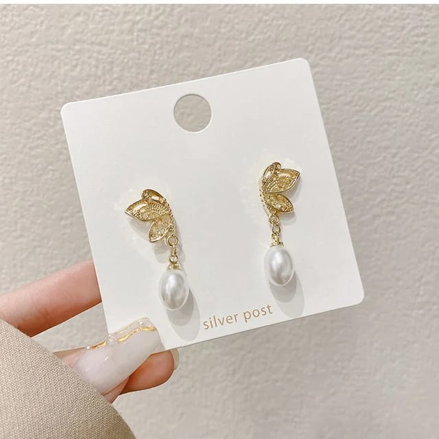 Korean Earrings Model 163,384,294,289 Nayaara Set of 3 + One Free
