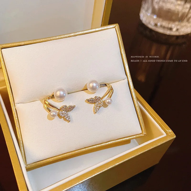 FS-ERS9N9 - Trendy Butterfly Studs