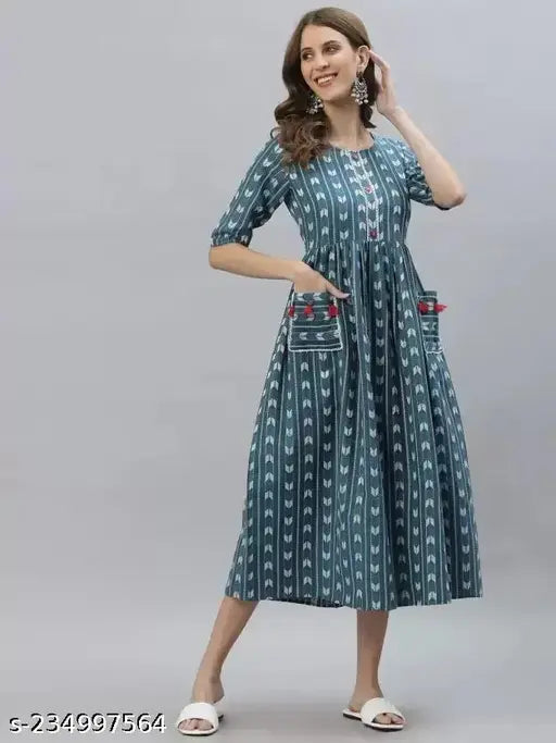 Womens Dobby Cotton Pocket Pleated kurti