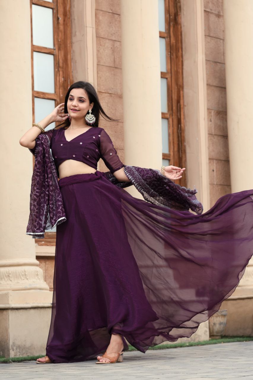 NF135 Lehnga Jimichu Silk