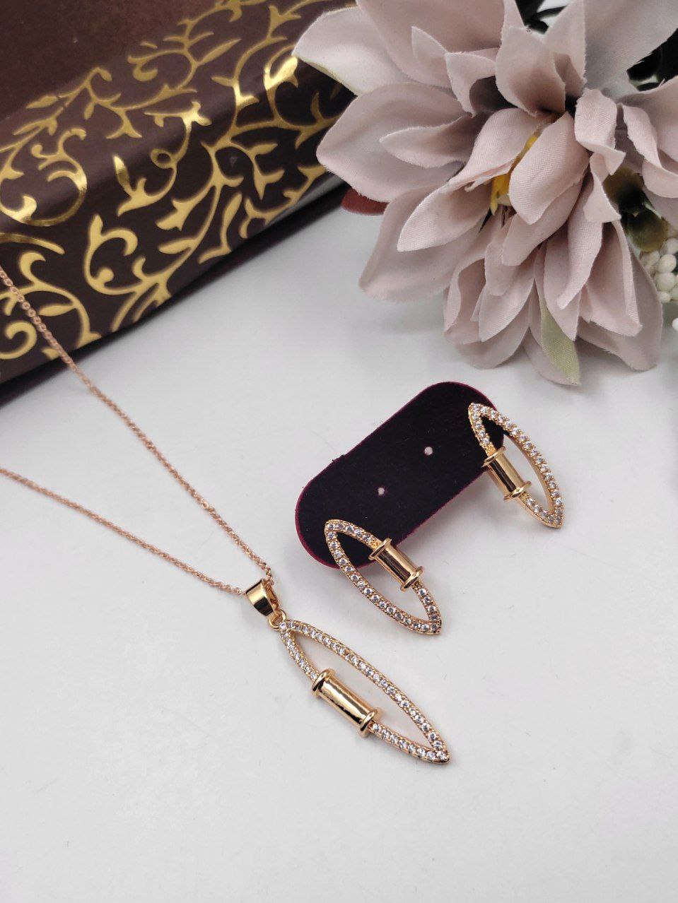 Premium cz anti tarnish pendant set