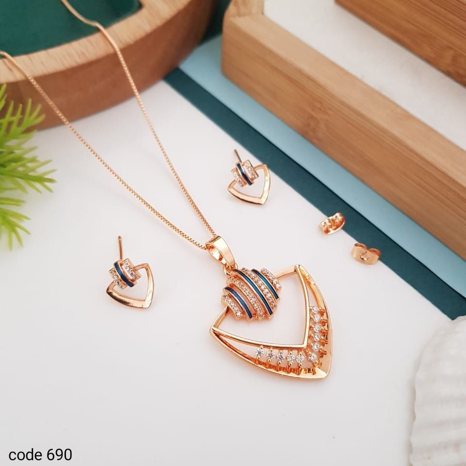 Anti tarnish multicolor cz pendant set