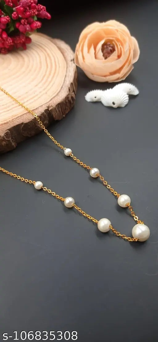 Pearl Necklace for a Touch of Glamour