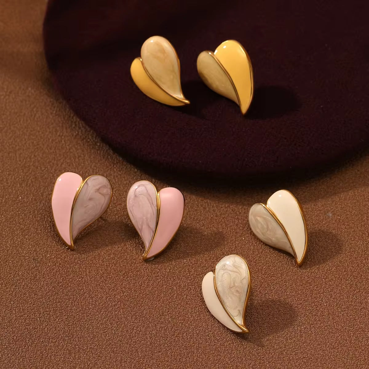 FS-ERS9NB29 - Enamel Hearty Earrings