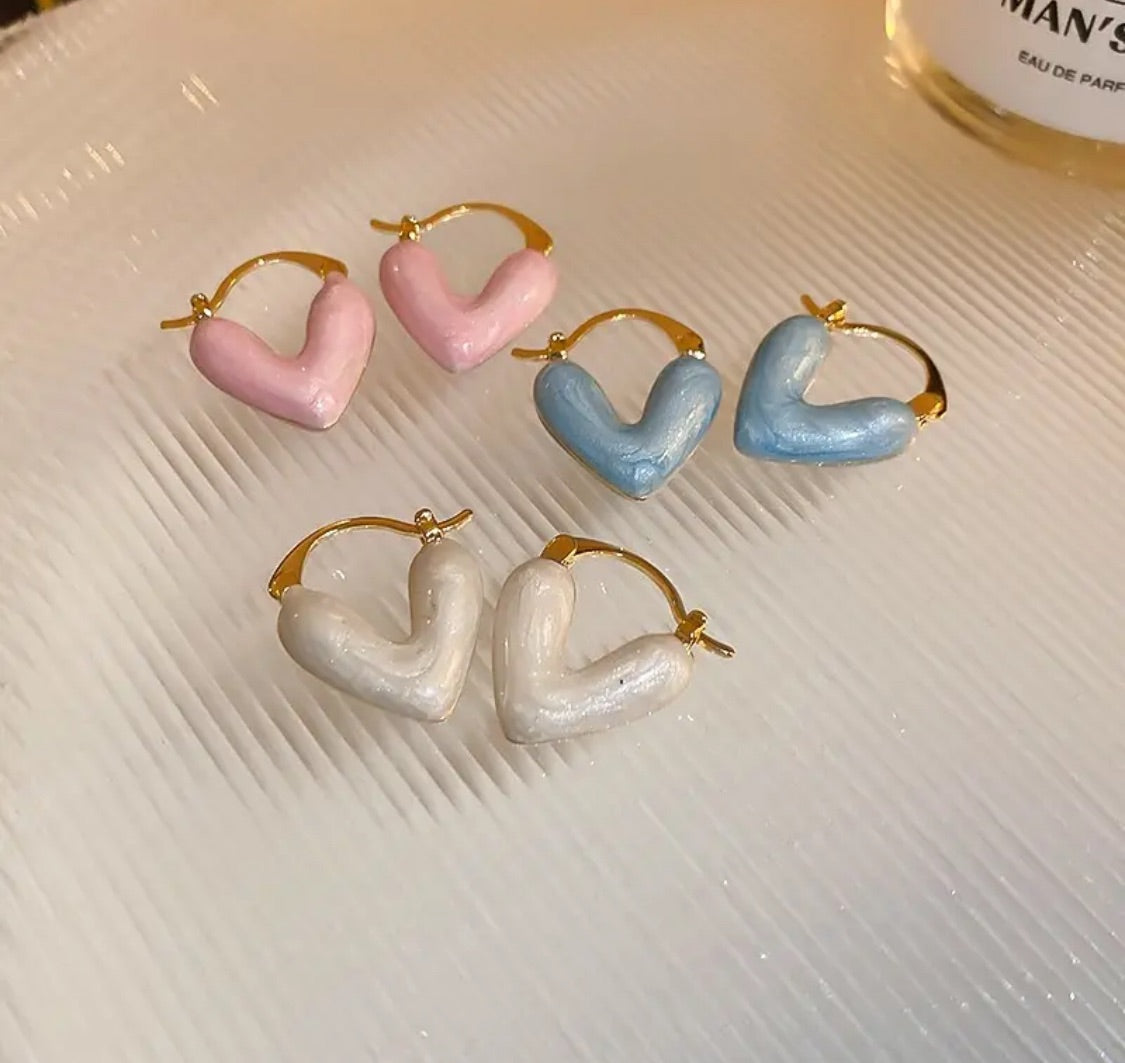 FS-ERS9N197 - Minimal Enamelled Heart Earrings