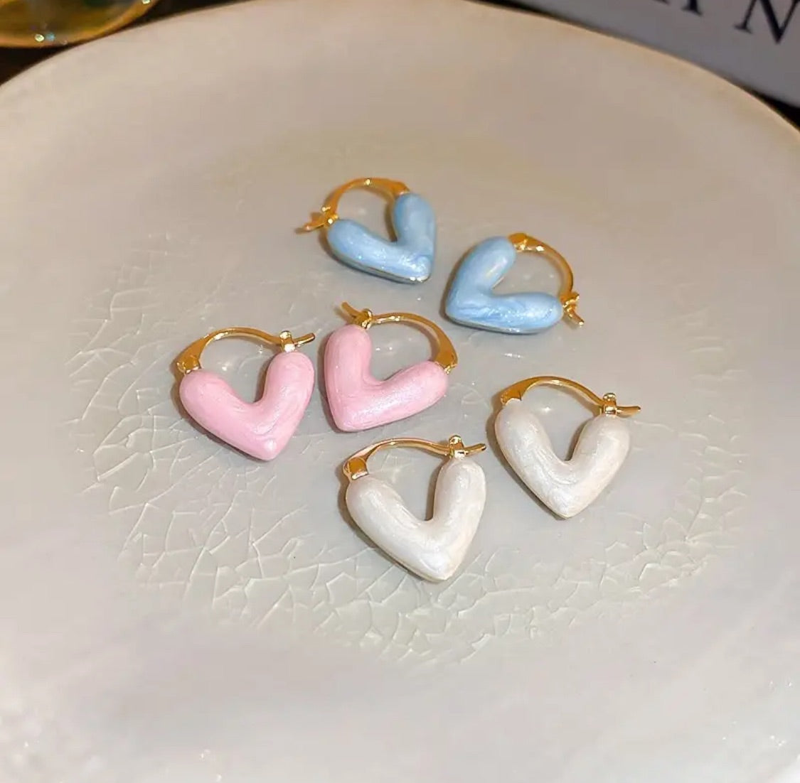 FS-ERS9N197 - Minimal Enamelled Heart Earrings