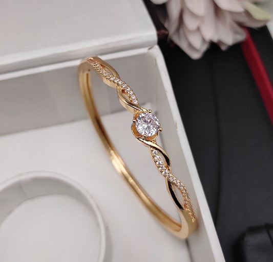 DIAMOND BRACELET