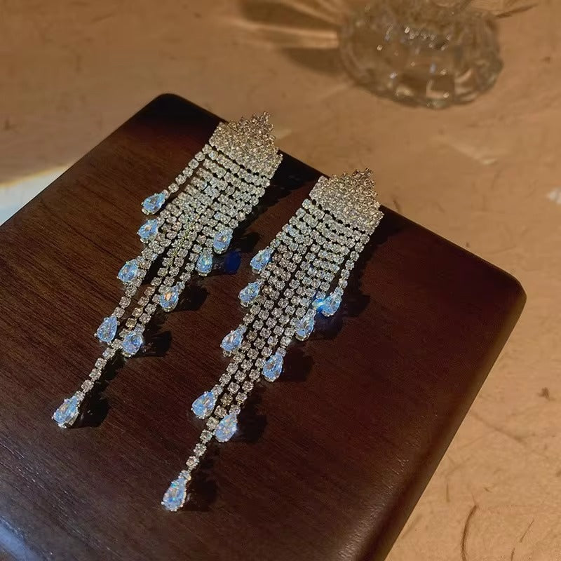 FS-ERS9NB48 - Luxury Lightweight Tassels Diamonds Drop Earrings