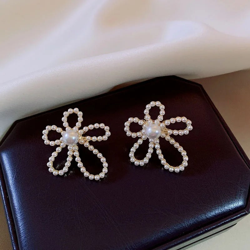 FS-ERS9NB17 - Korean Pearl Flower Earrings