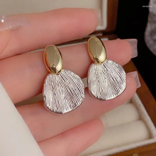 FS-ERS9N175 - Metal Shell Earrings