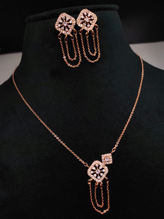 Premium quality CZ chain pendant set