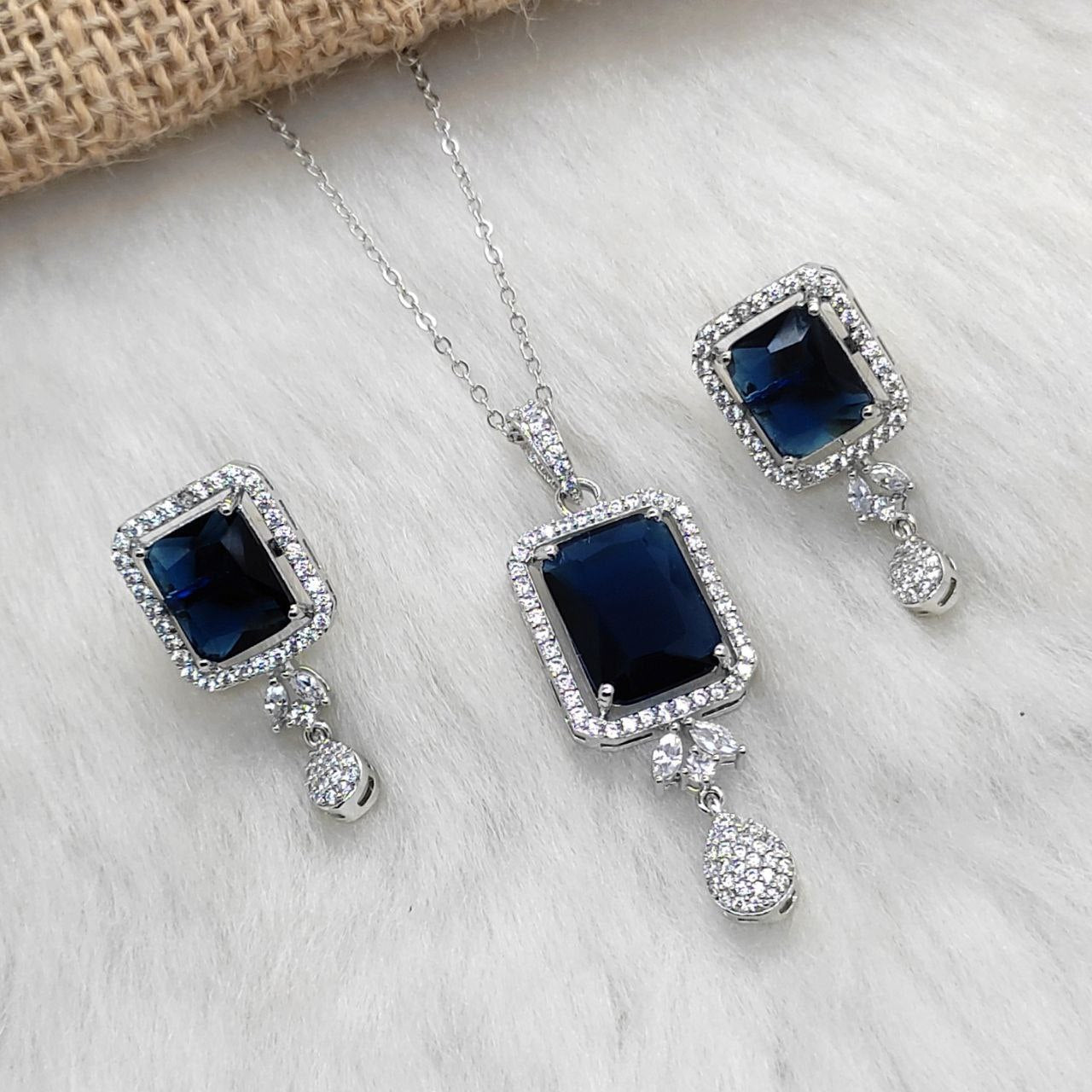 Premium quality CZ pendant set