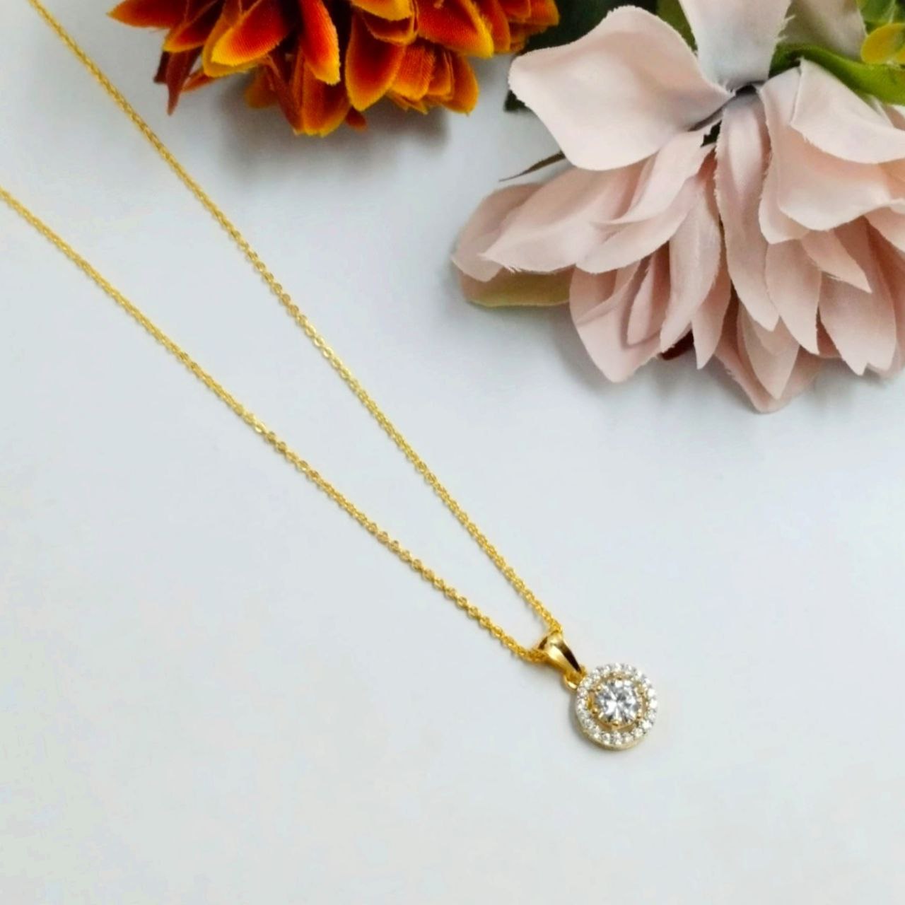 Premium cz chain pendant