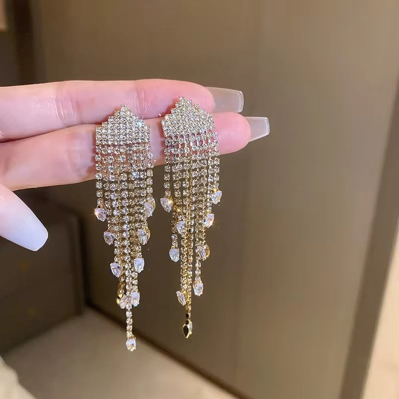 FS-ERS9NB48 - Luxury Lightweight Tassels Diamonds Drop Earrings