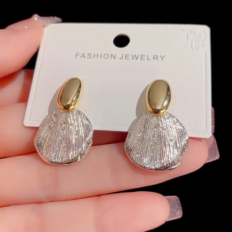 FS-ERS9N175 - Metal Shell Earrings