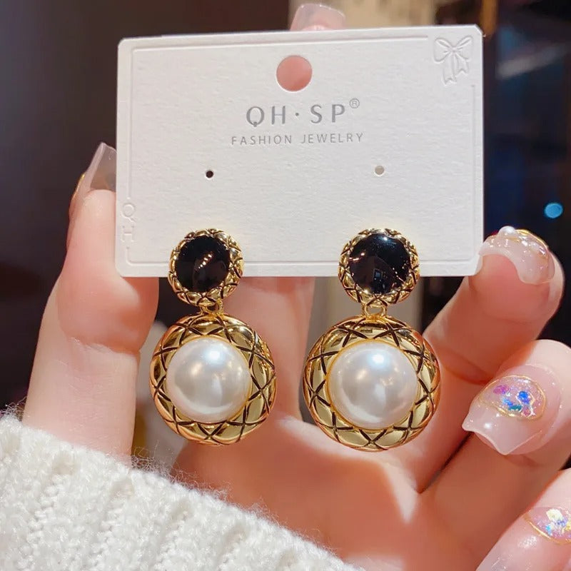 FS-ERS9NB57 - Textured Round Pearl Drop Earrings